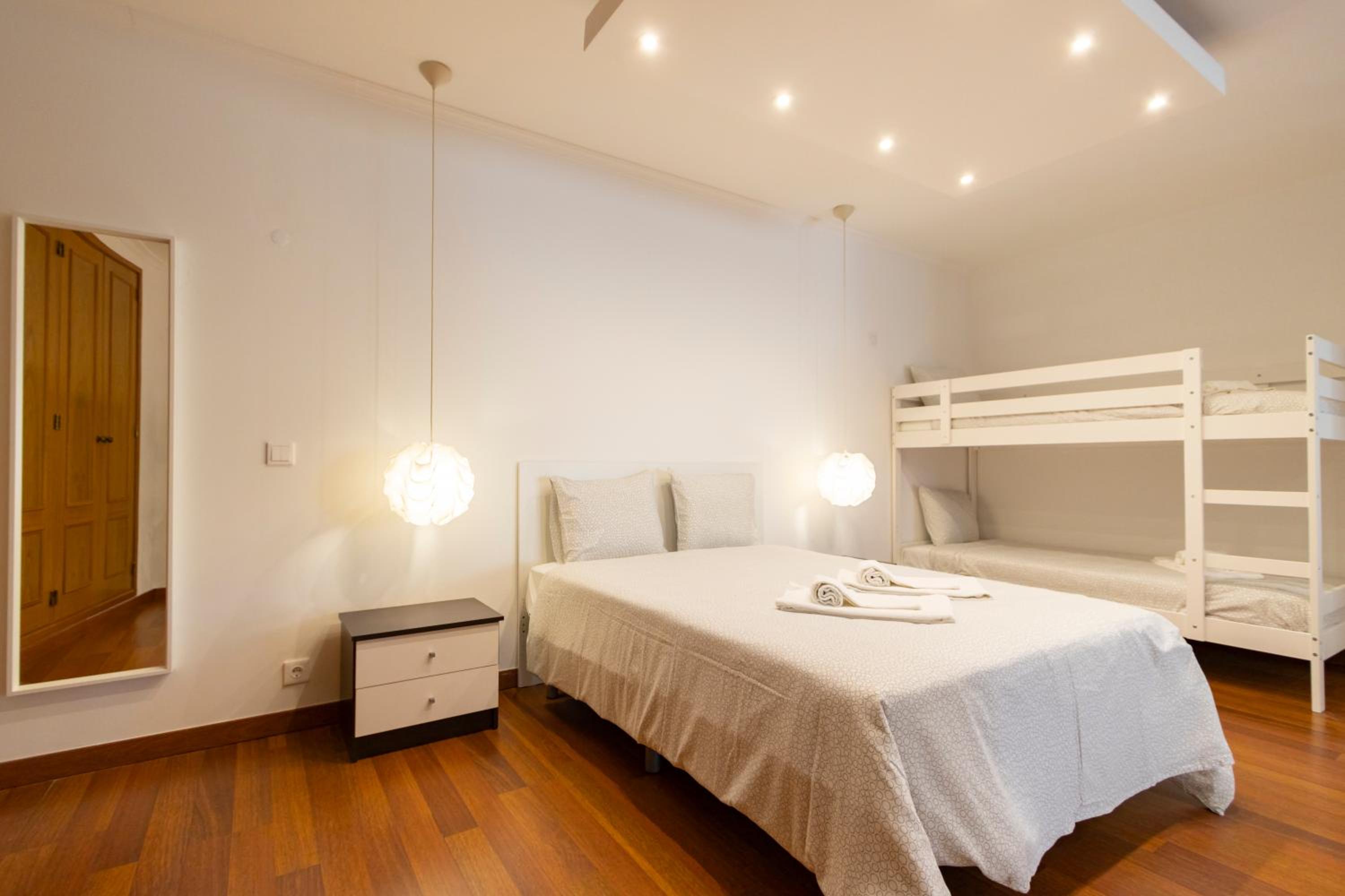 Spaceful Apartment in Albufeira