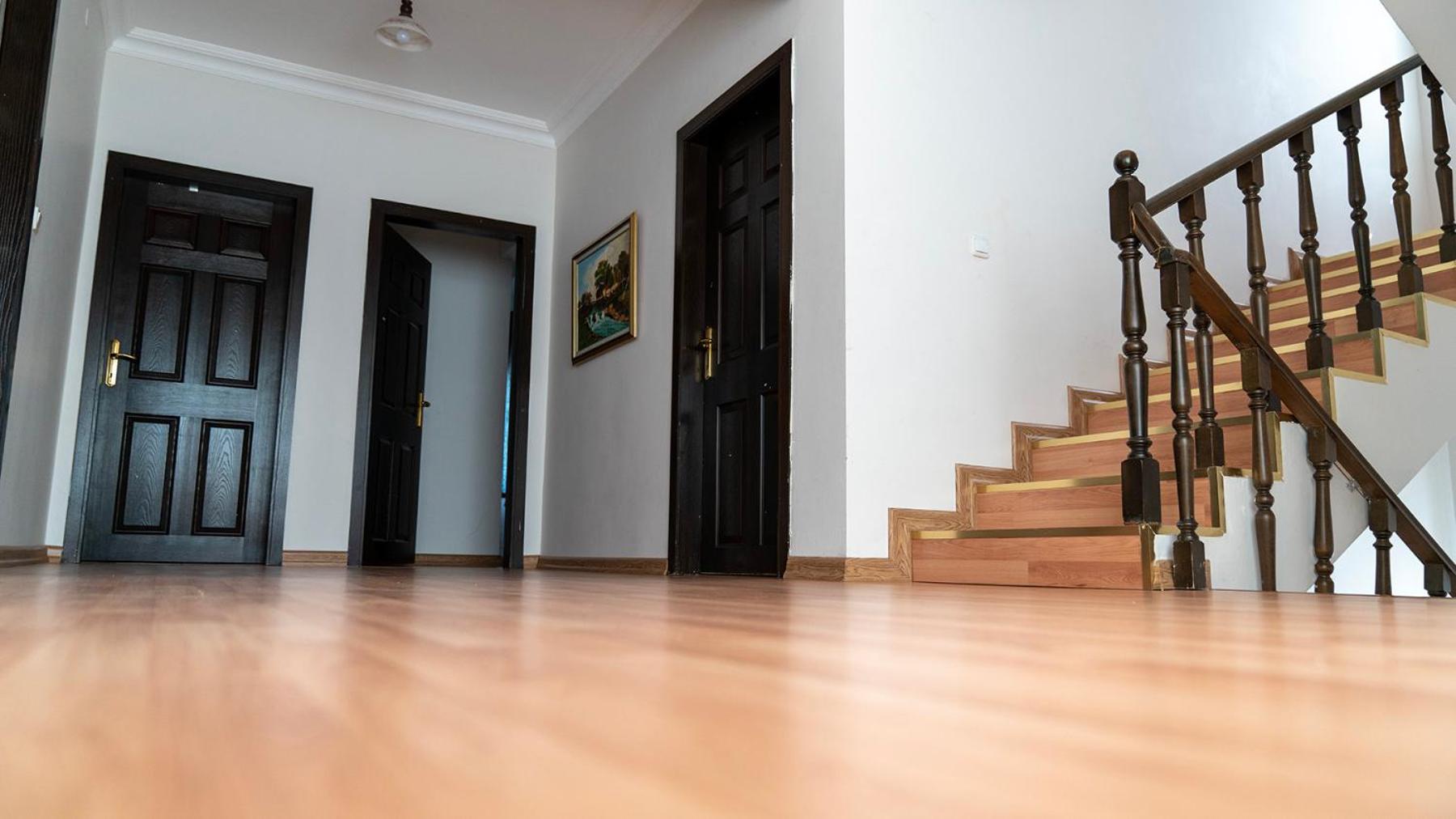 Spacious Villa with Sea and Mountain View - Image 36