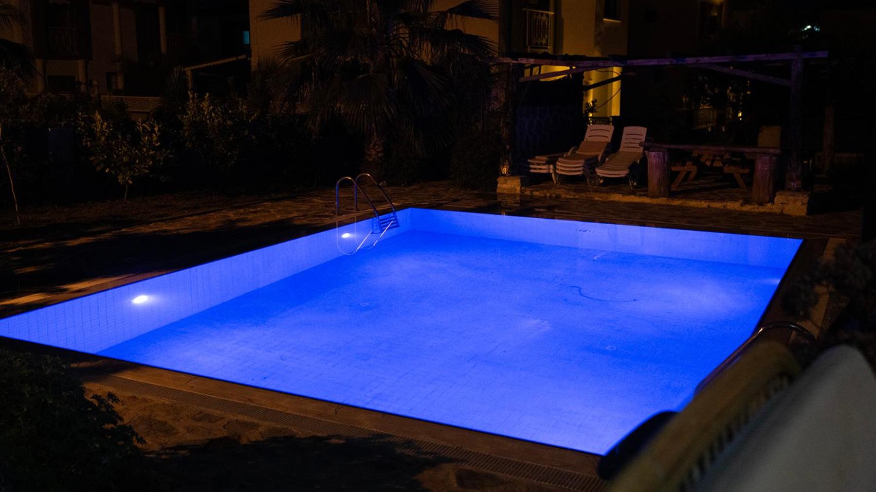 Spacious Villa with Sea and Mountain View - Image 20