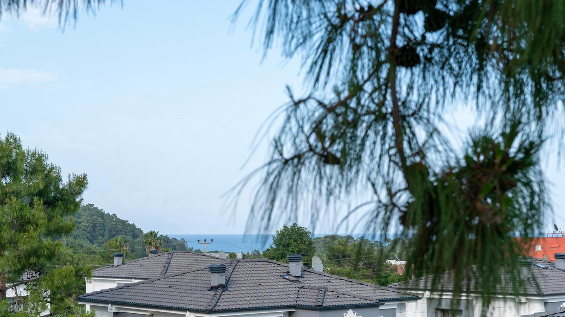 Spacious Villa with Sea and Mountain View - Image 46