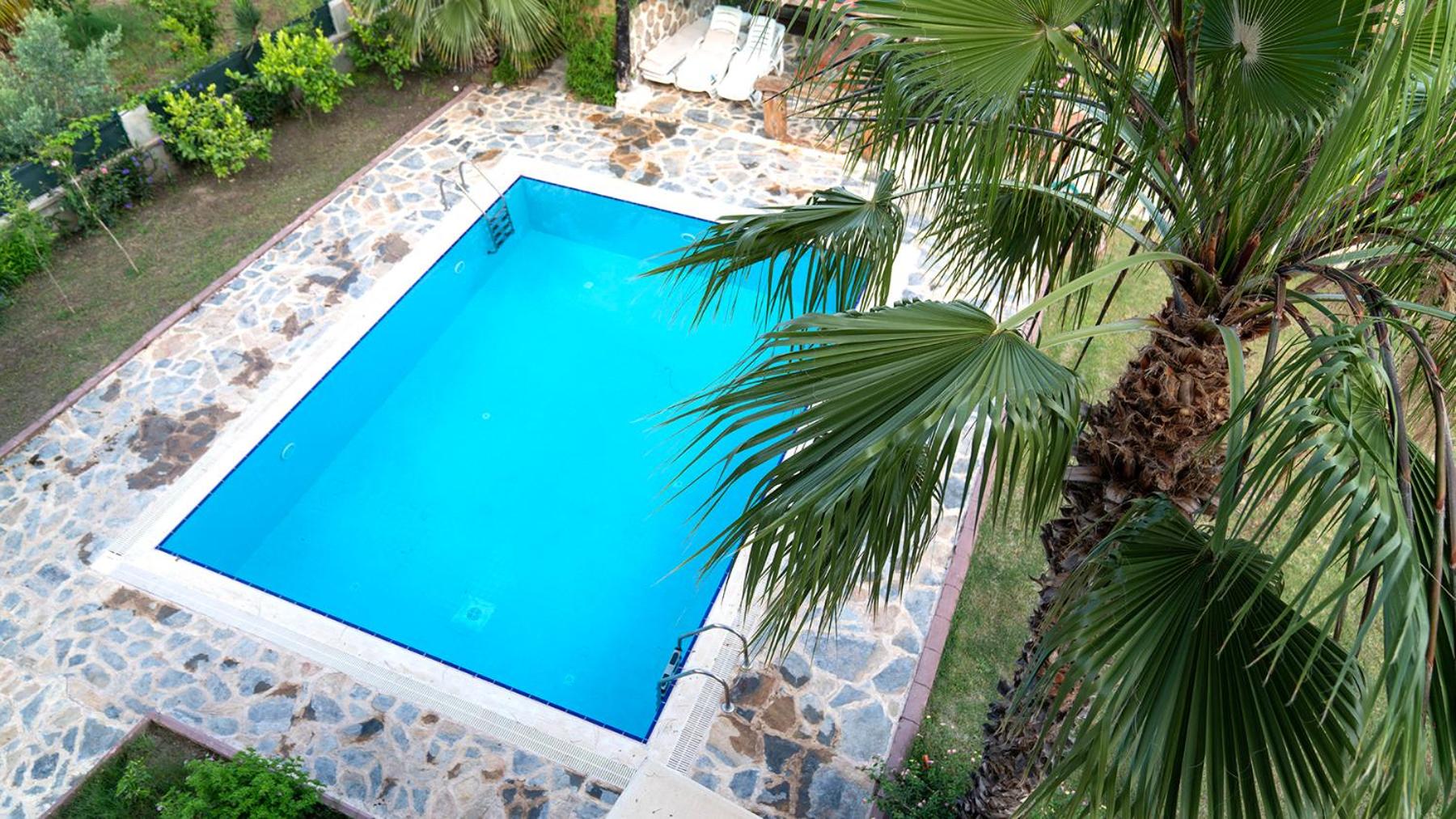 Spacious Villa with Sea and Mountain View - Image 19