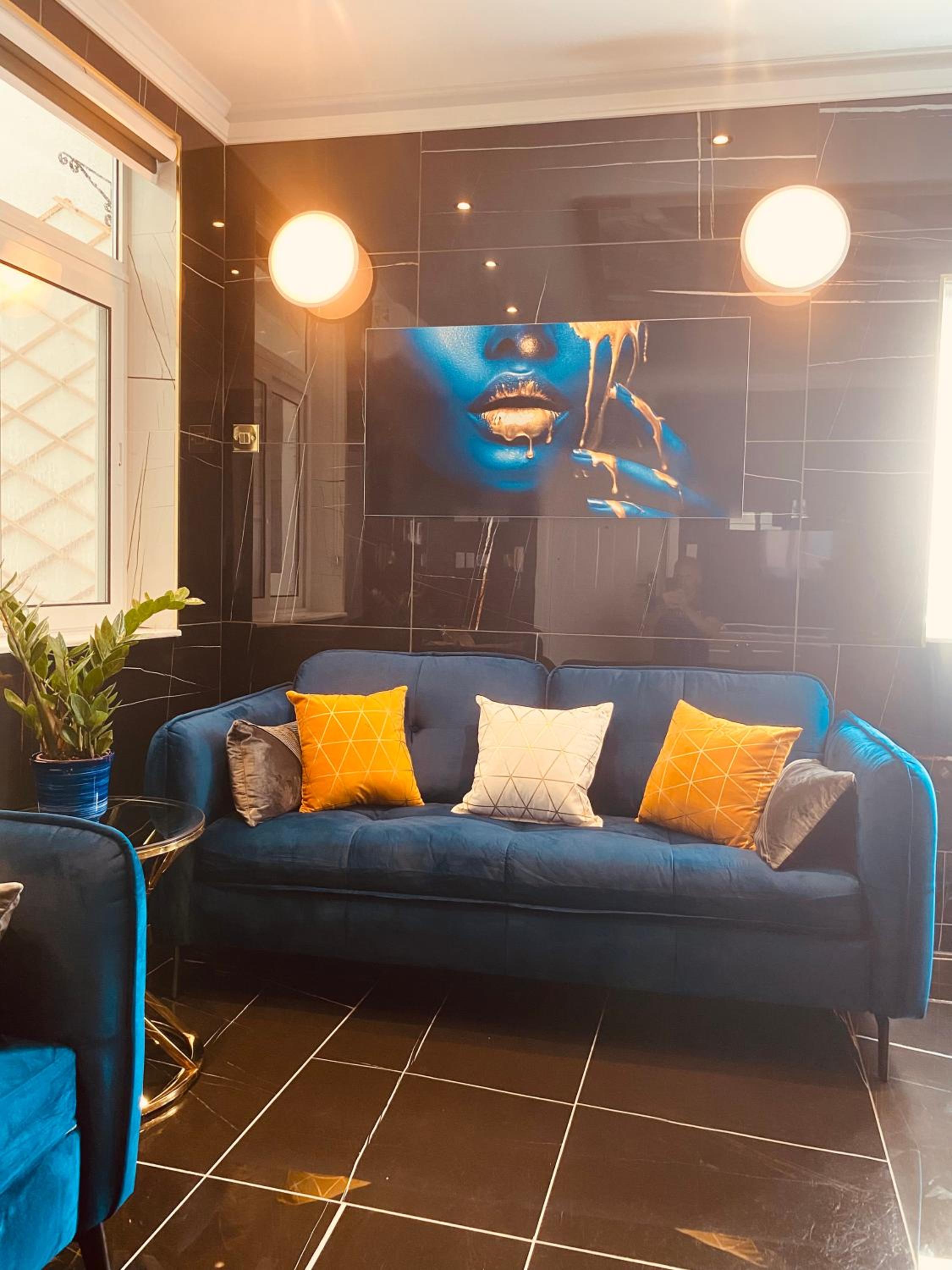 Azure Gold Apartment
