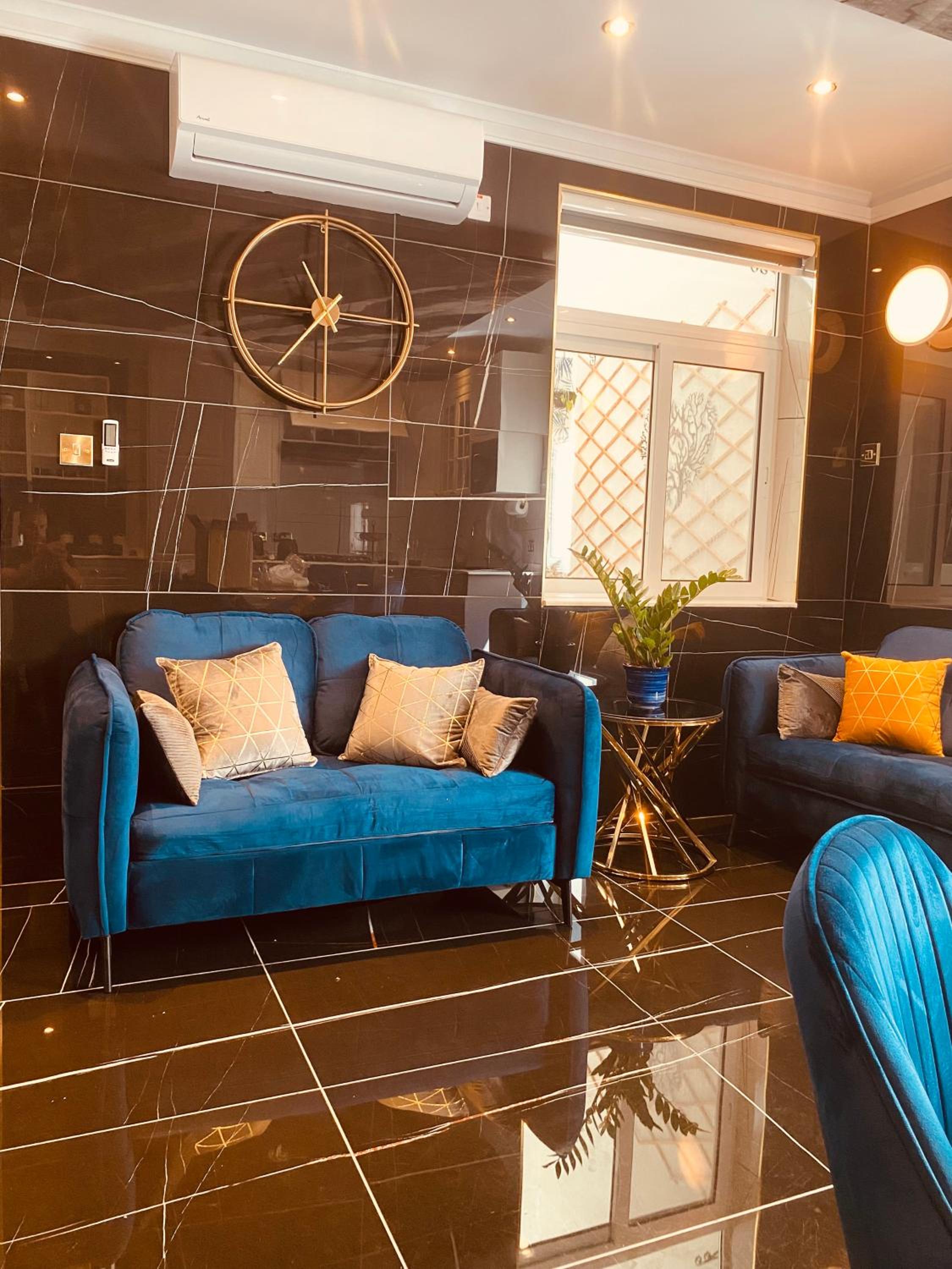 Azure Gold Apartment