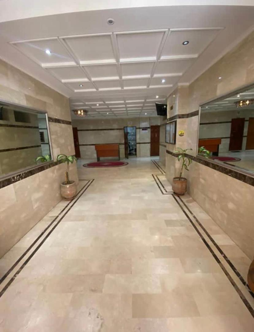 Appartement Élégant et Climatisé au Centre avec Terrasse - Proche Plage et Attractions ! view 3