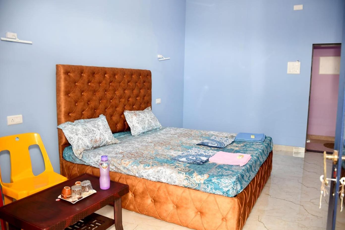 Shriya Inn