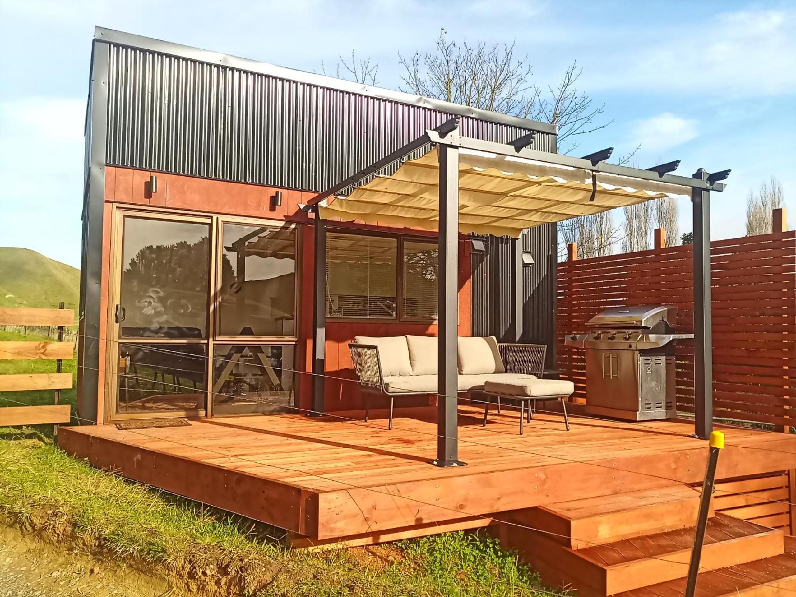 Tiny home in the hills Ruapehu Unique Stays
