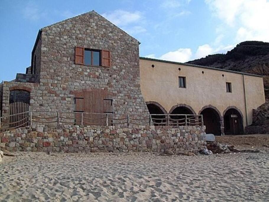 Domus Shardana
