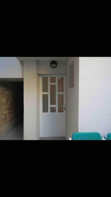 Cozy studio apartment in the heart of old town Rab view 4