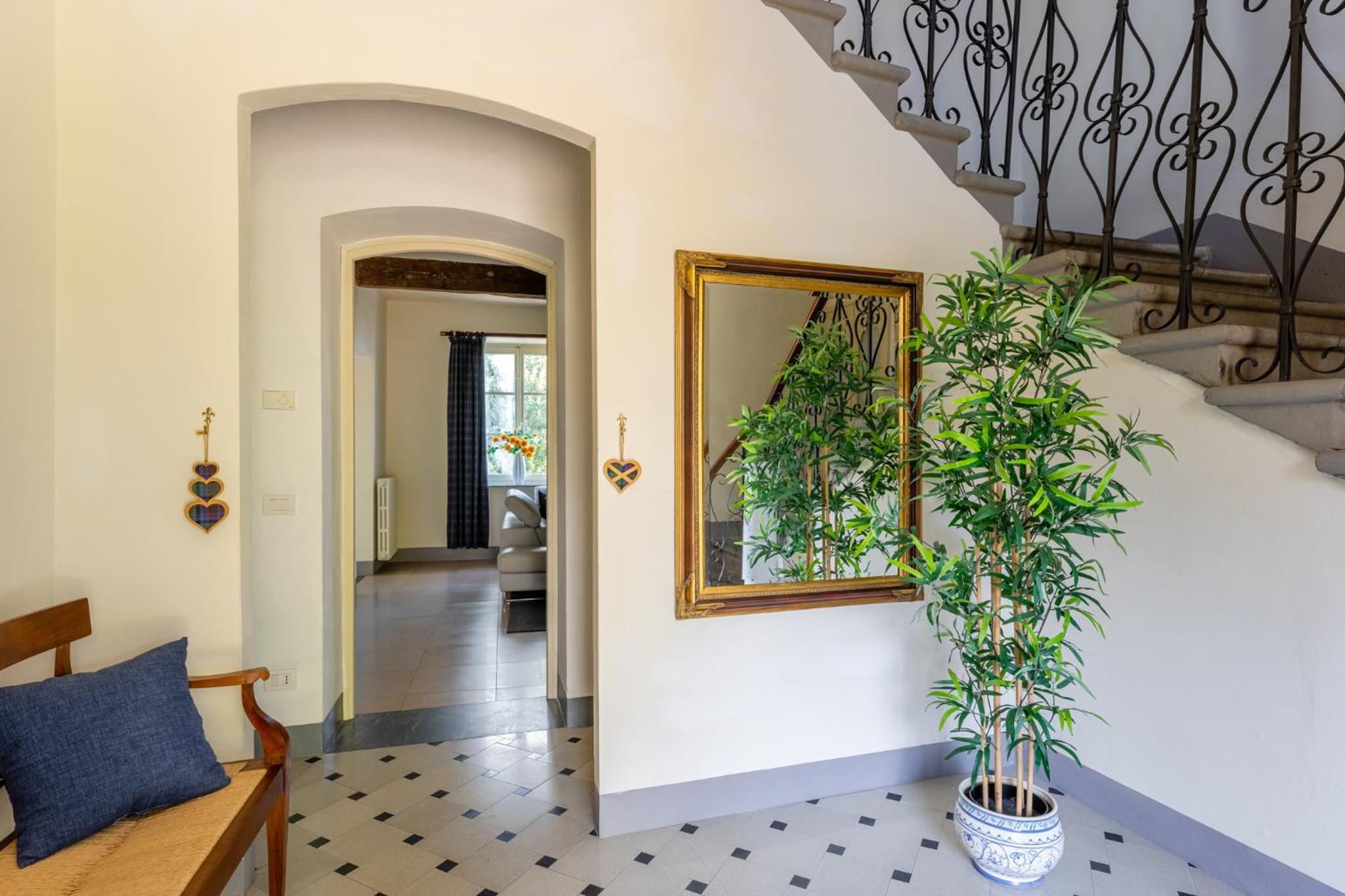 tuscanskye - villa sofia with private swimming pool and garden view 5