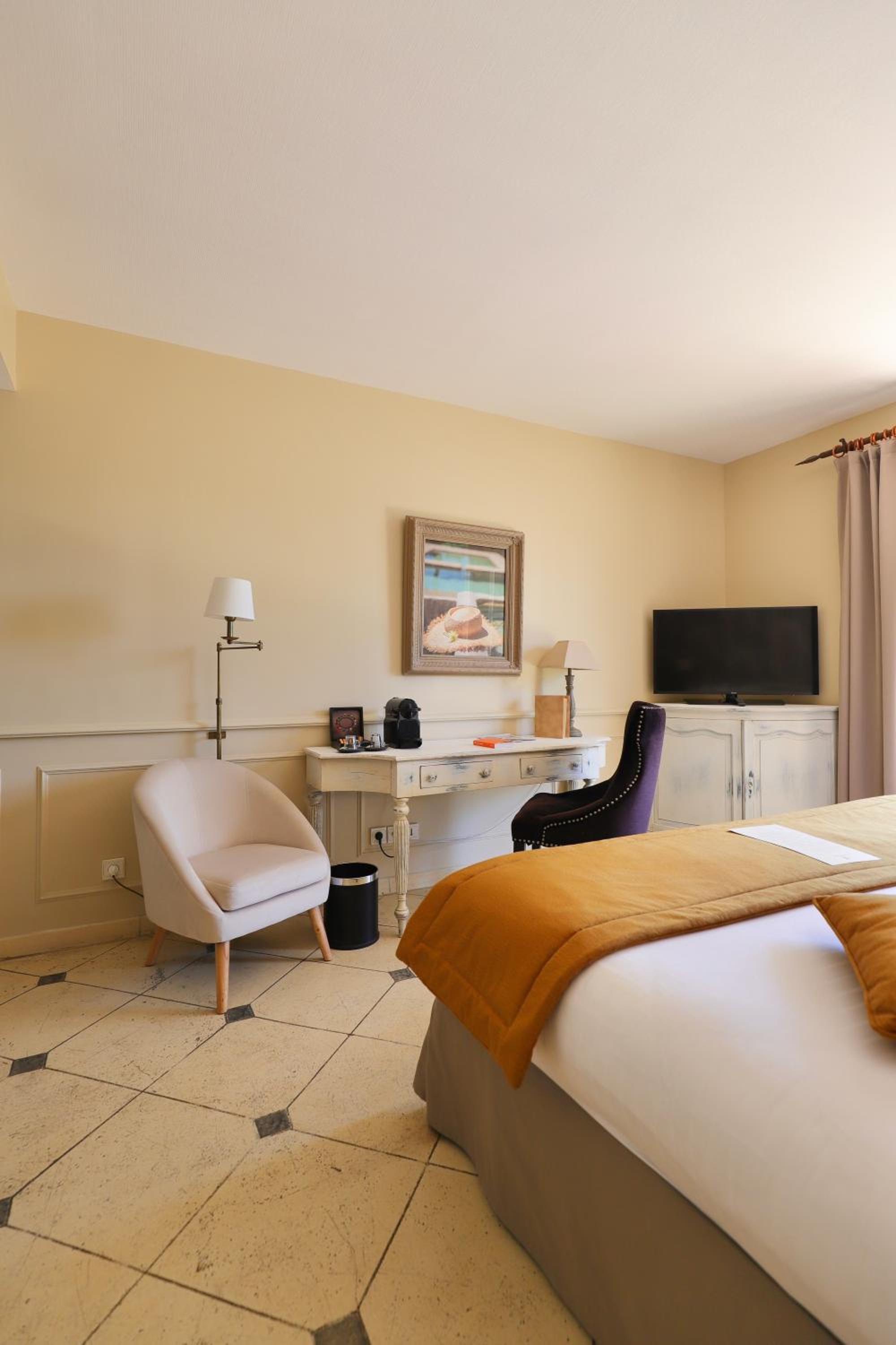 Mougins Vacations - Hotel De Mougins - Property Image 9