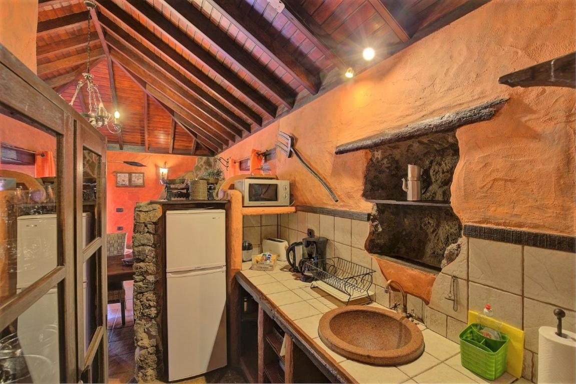 HACIENDA LA CENTENARIA,CASAS RURALES
