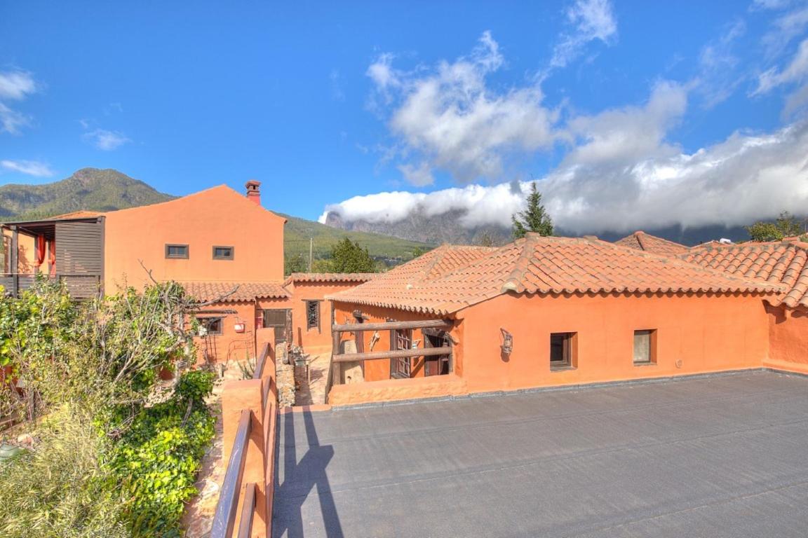 HACIENDA LA CENTENARIA,CASAS RURALES