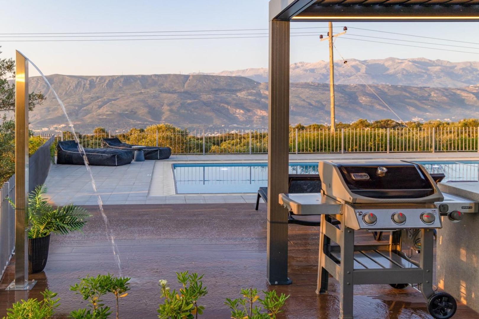 SeaSilia Luxury Villa