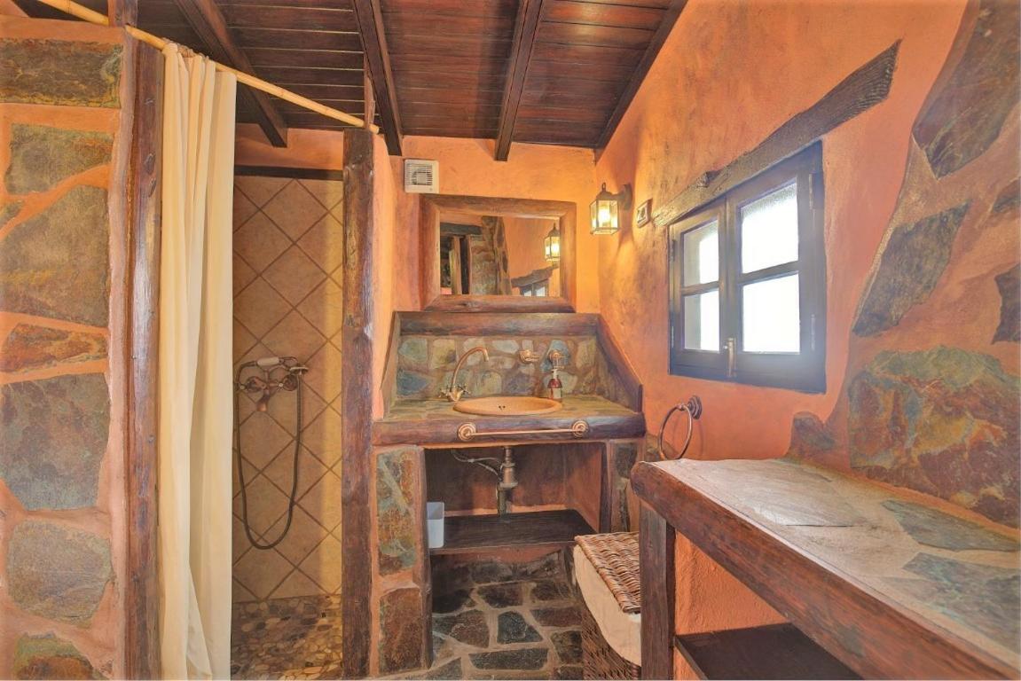 HACIENDA LA CENTENARIA,CASAS RURALES