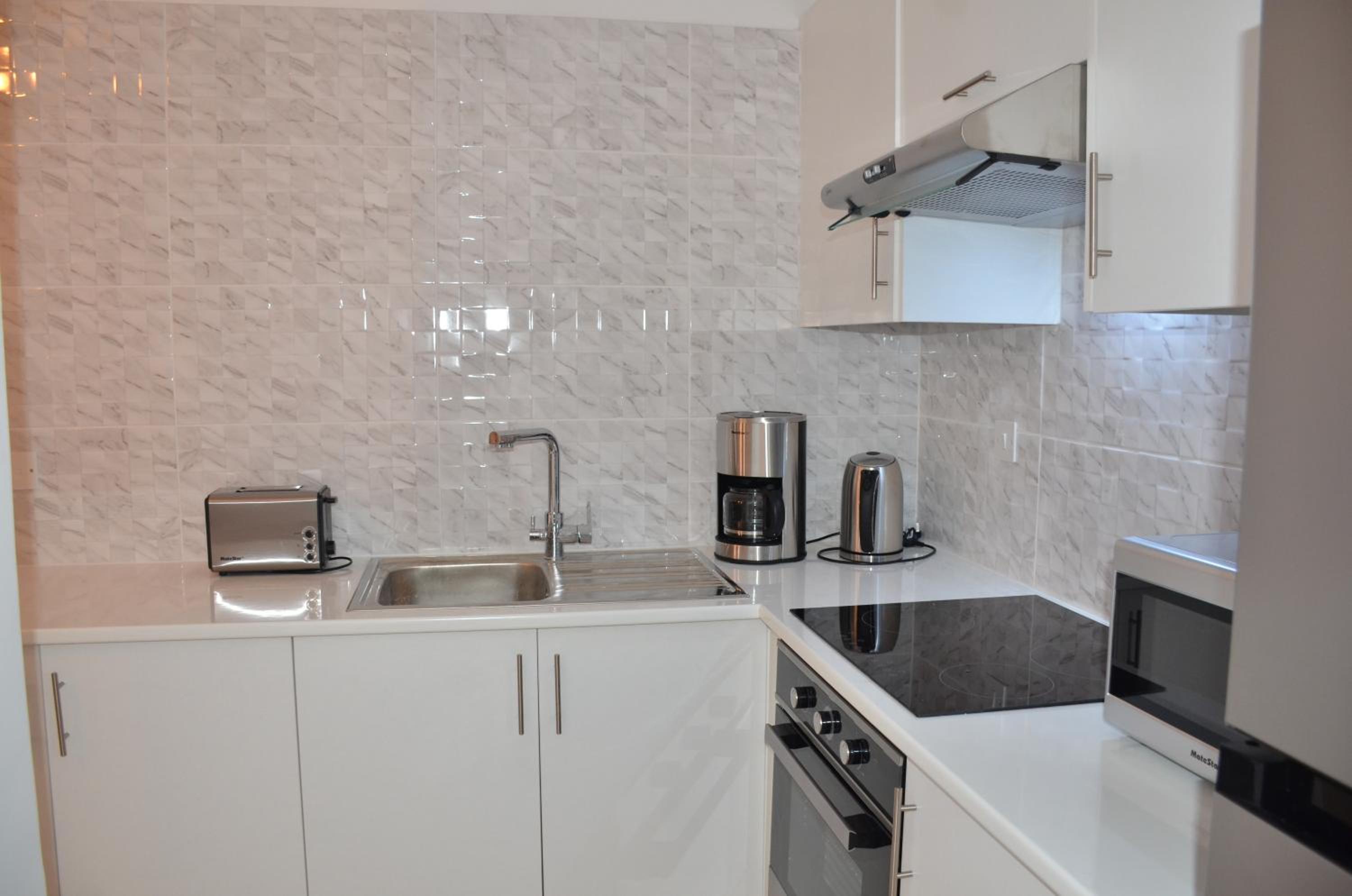 Almyria Apartments - By IMH Travel & Tours