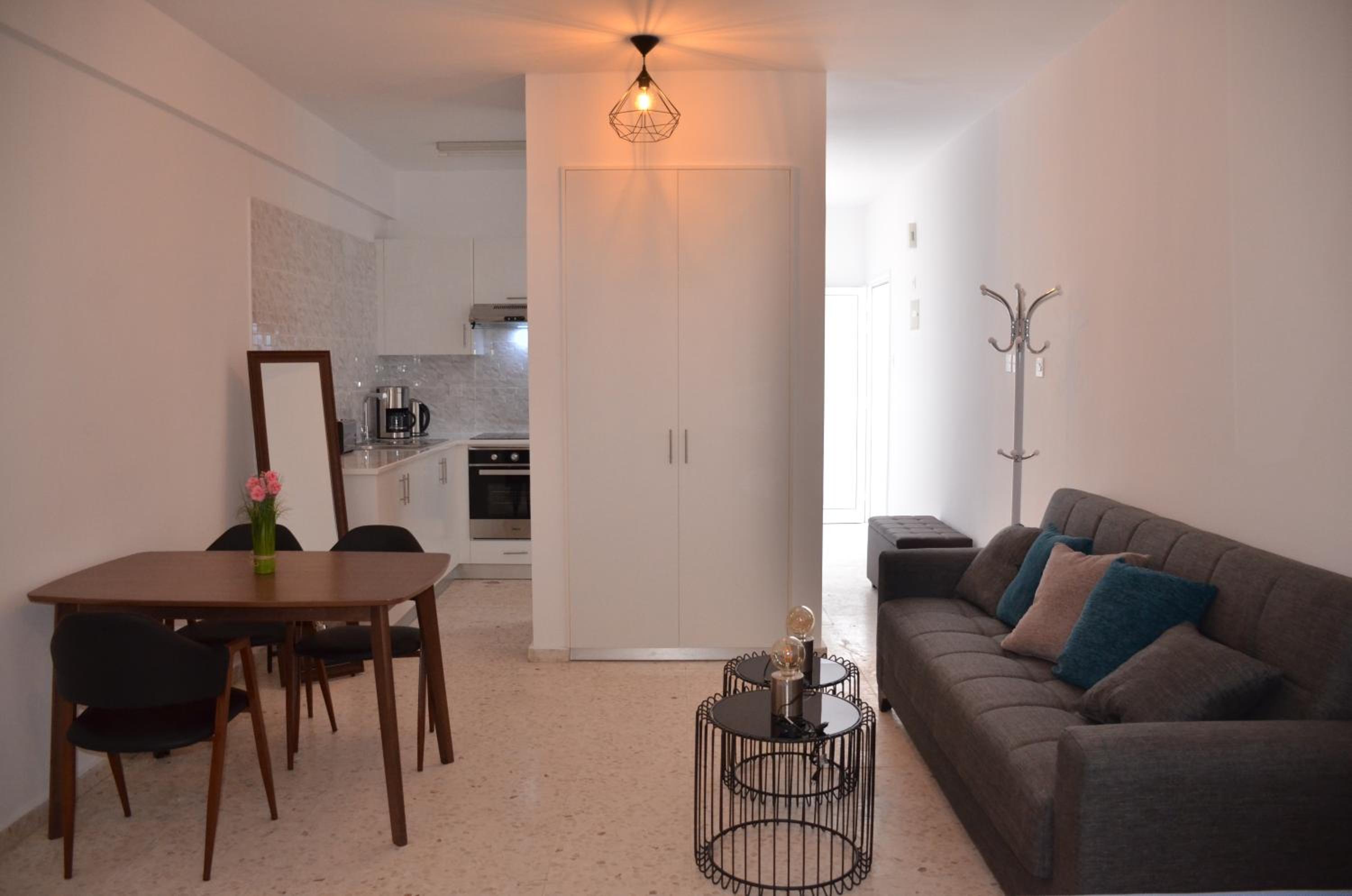 Almyria Apartments - By IMH Travel & Tours