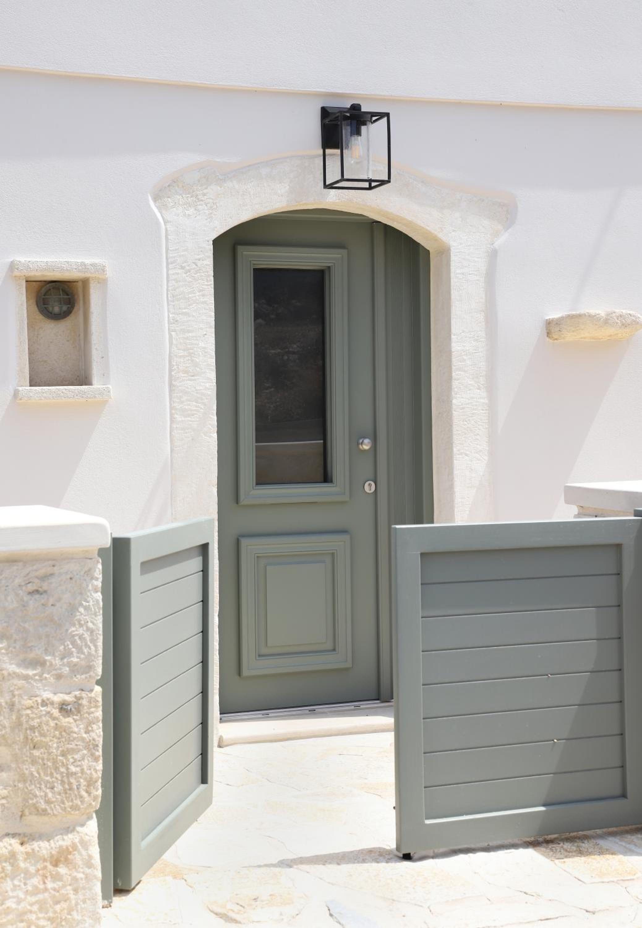Amvikas suites-Sitia, by Comfortbnb
