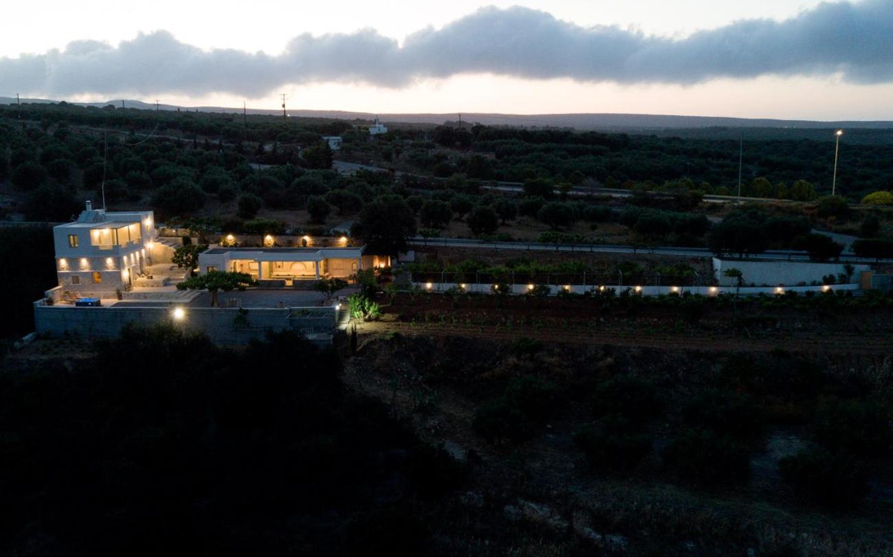 Amvikas suites-Sitia, by Comfortbnb