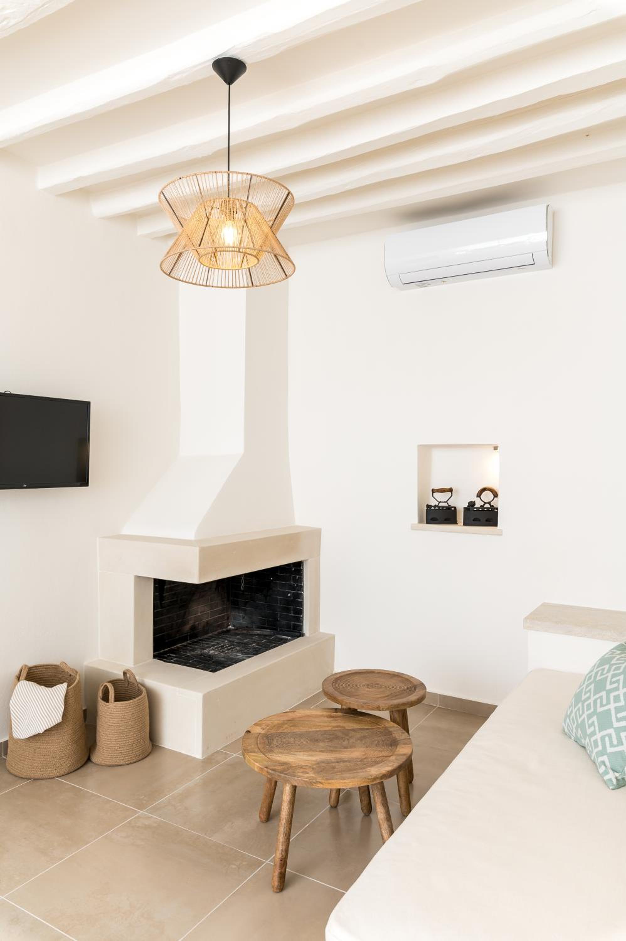Amvikas suites-Sitia, by Comfortbnb