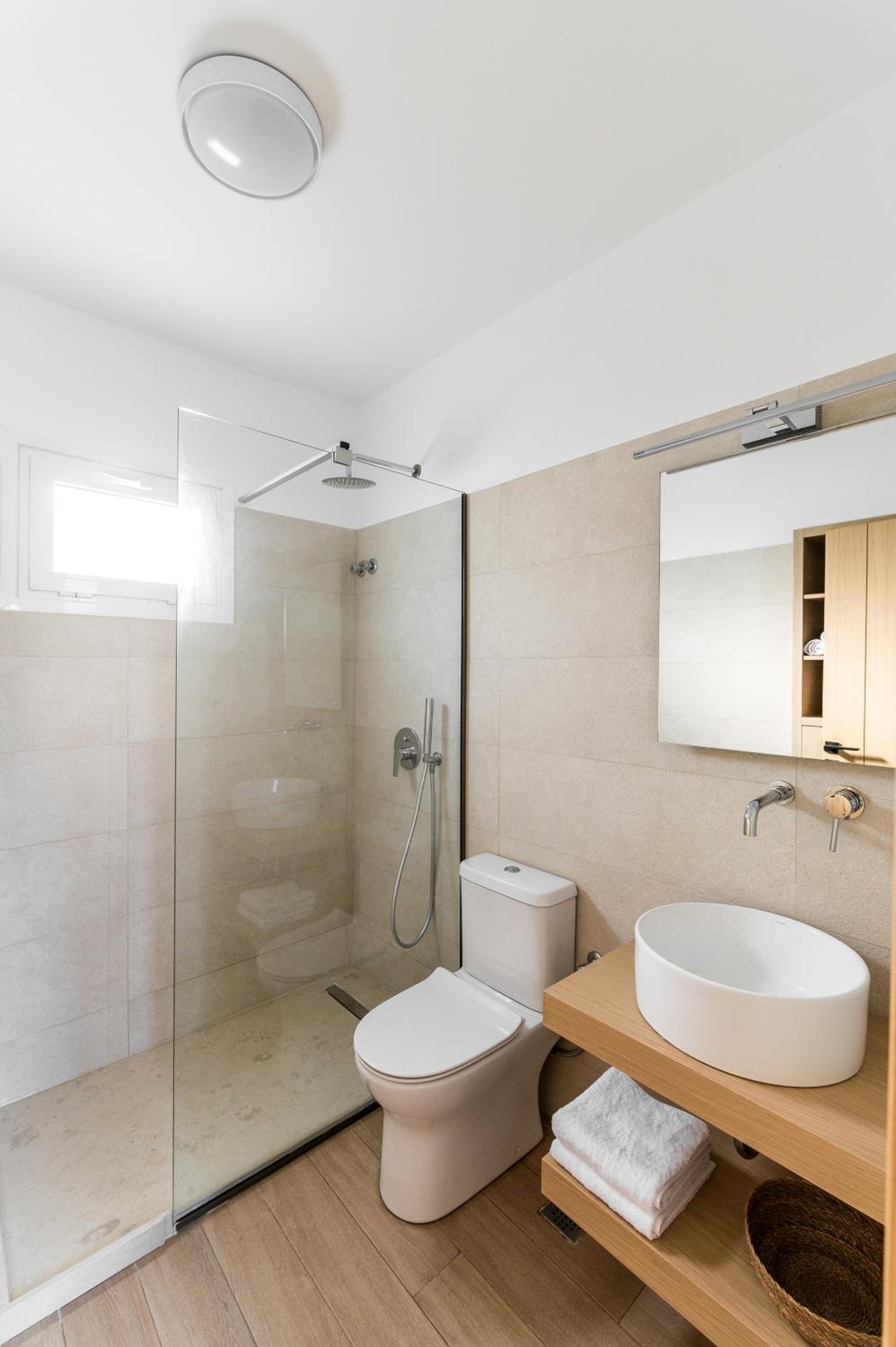Amvikas suites-Sitia, by Comfortbnb