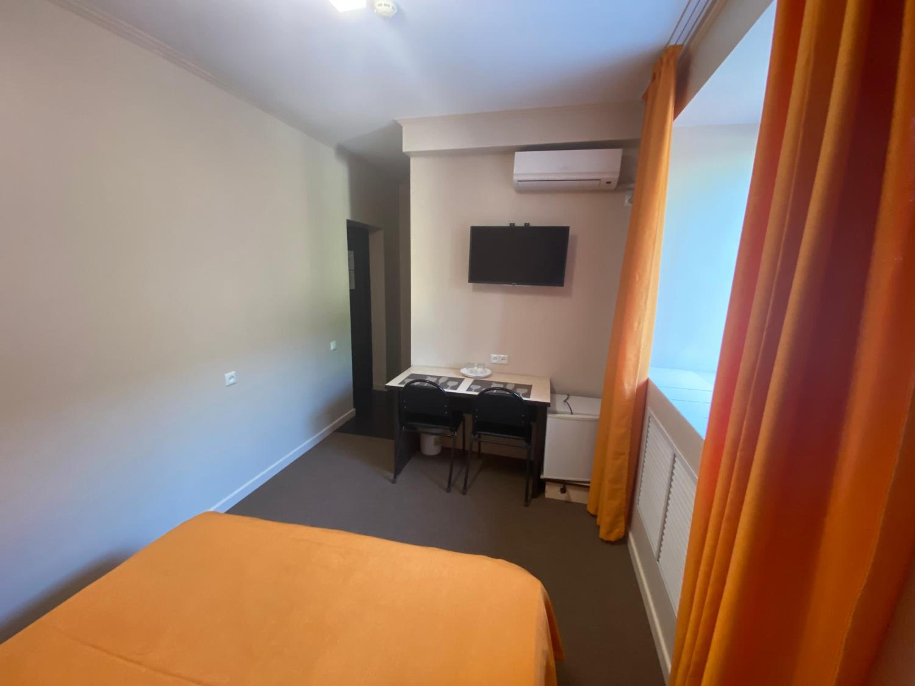 Ulpan Mini Hotel — photo 39