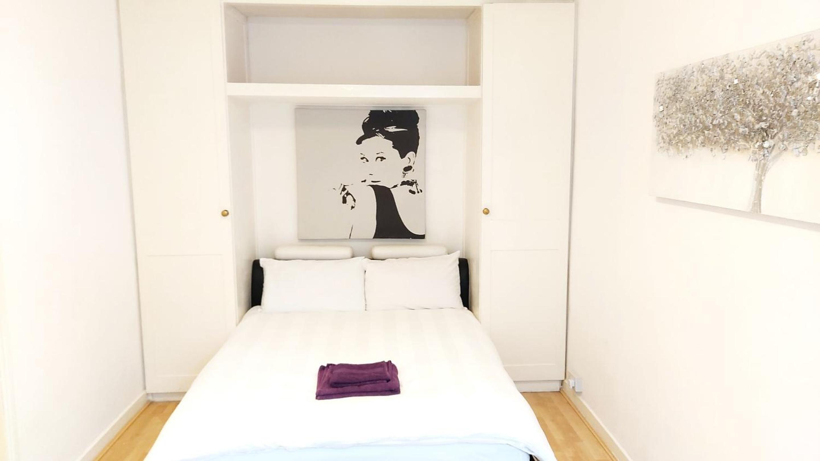 London Harford House rooms
