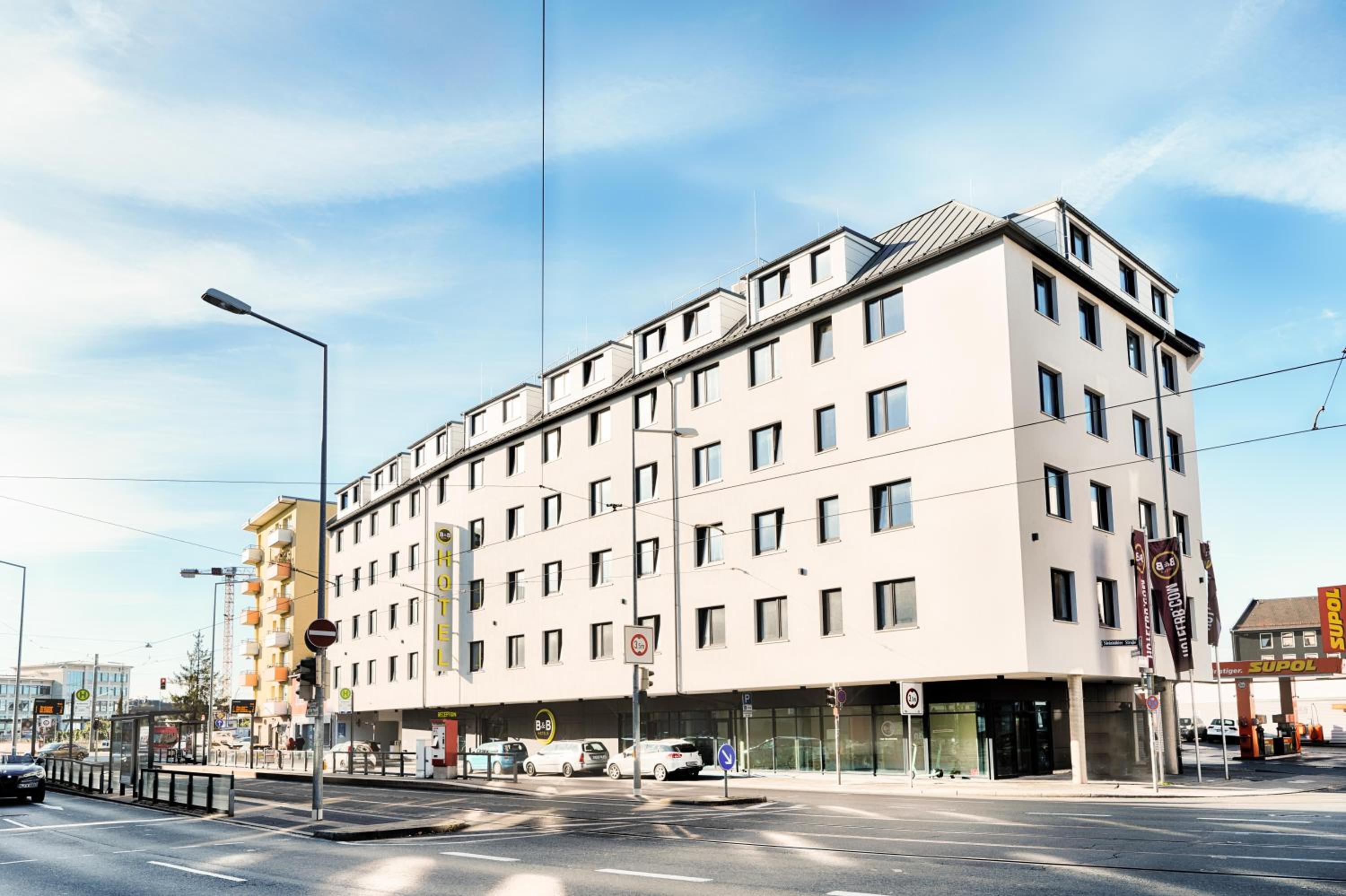 B&B Hotel Nürnberg-Plärrer — photo 23
