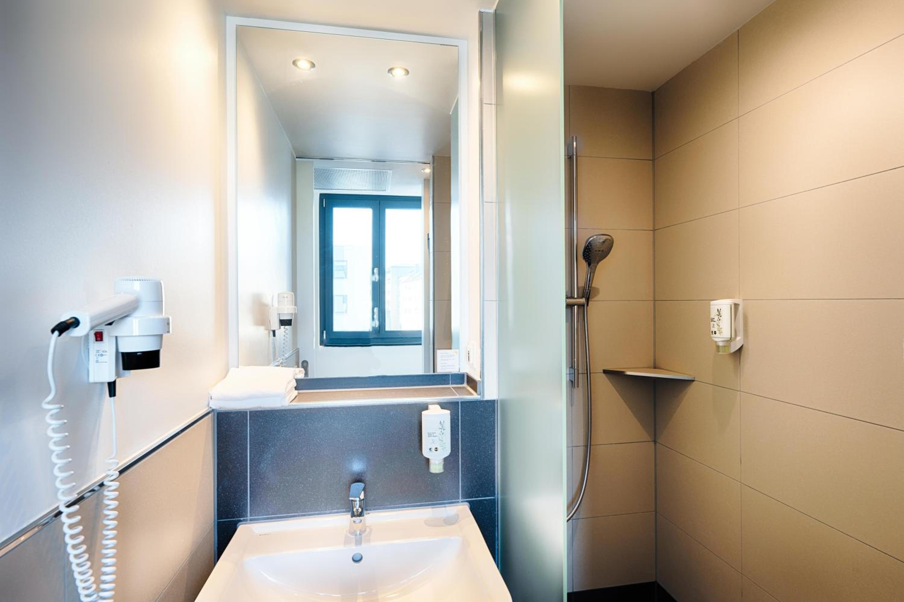B&B Hotel Nürnberg-Plärrer — photo 32