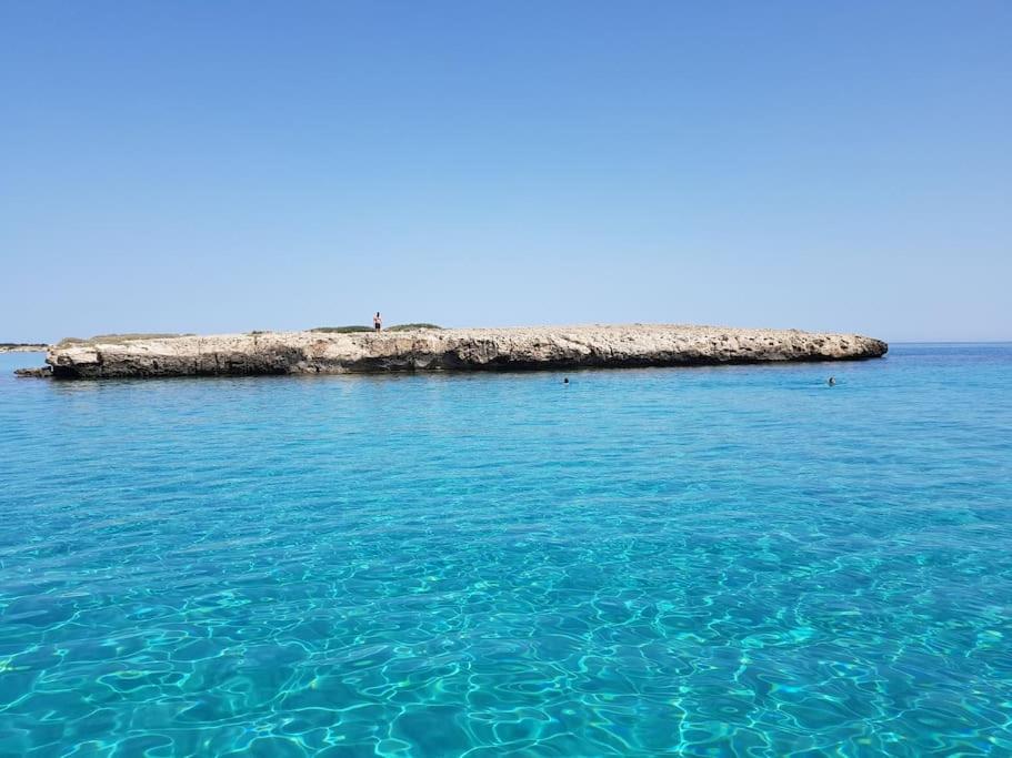 Spacious & Modern 2 Bedroom Apartment in Peyia. view 3