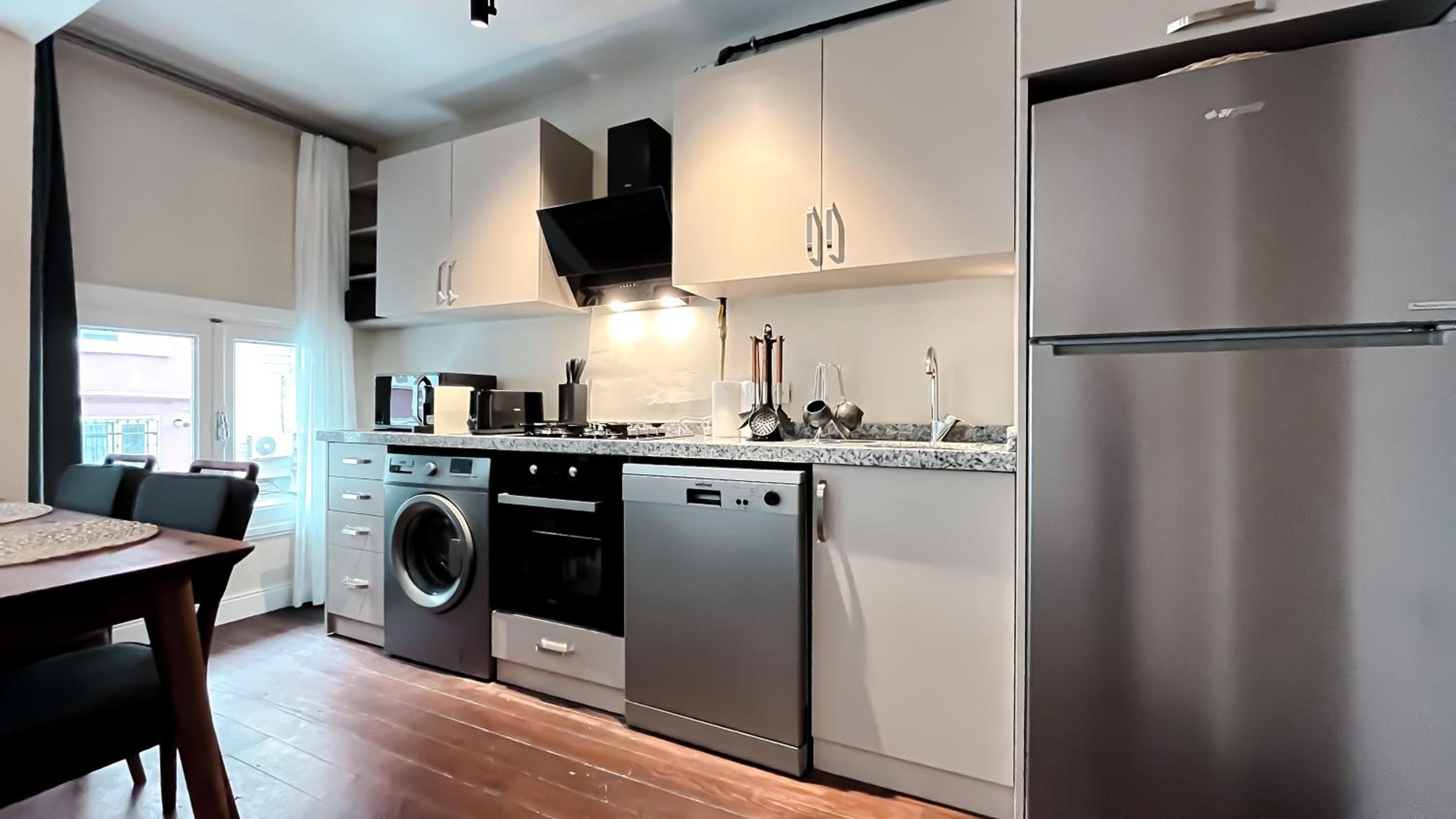 Homie Suites - Historical Apartments in the center of Beşiktaş