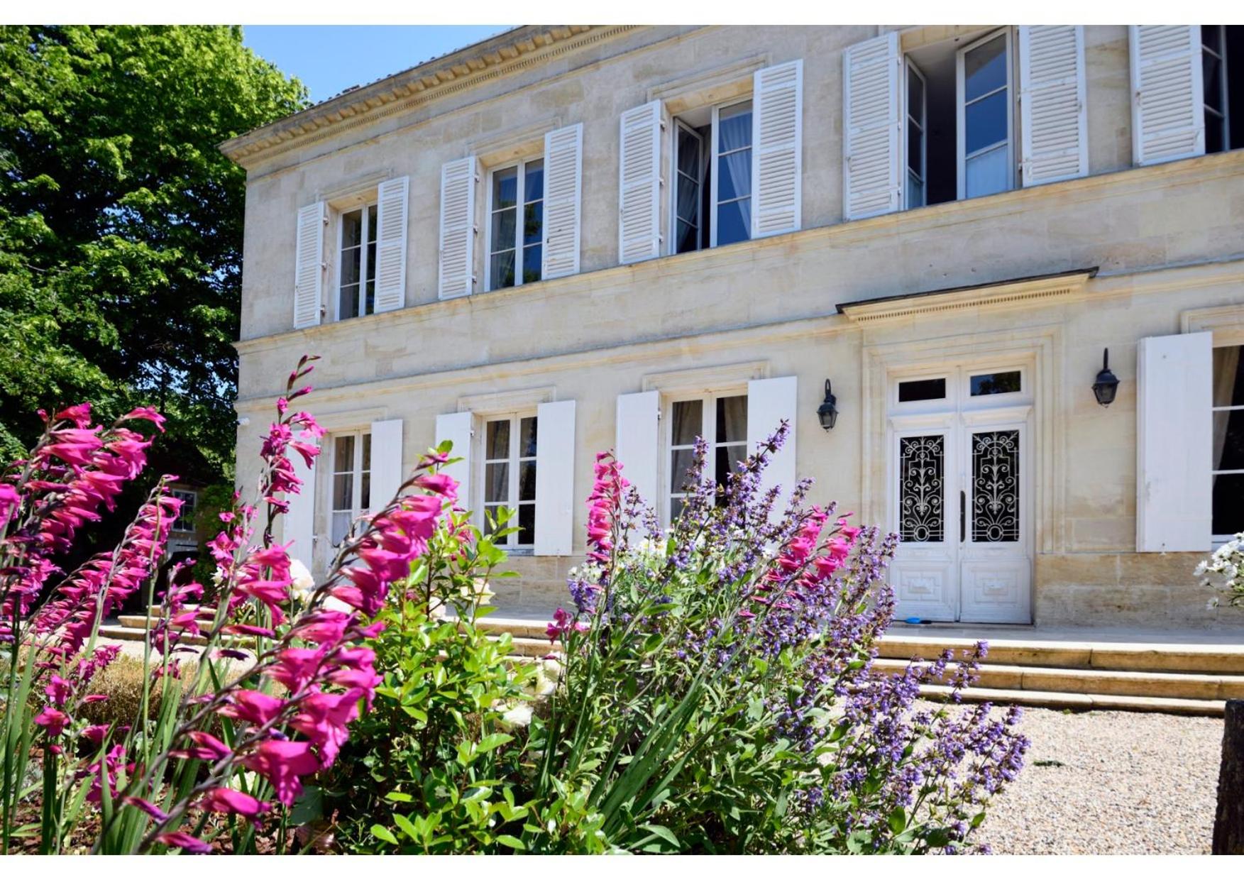 Domaine de Plisseau view 2