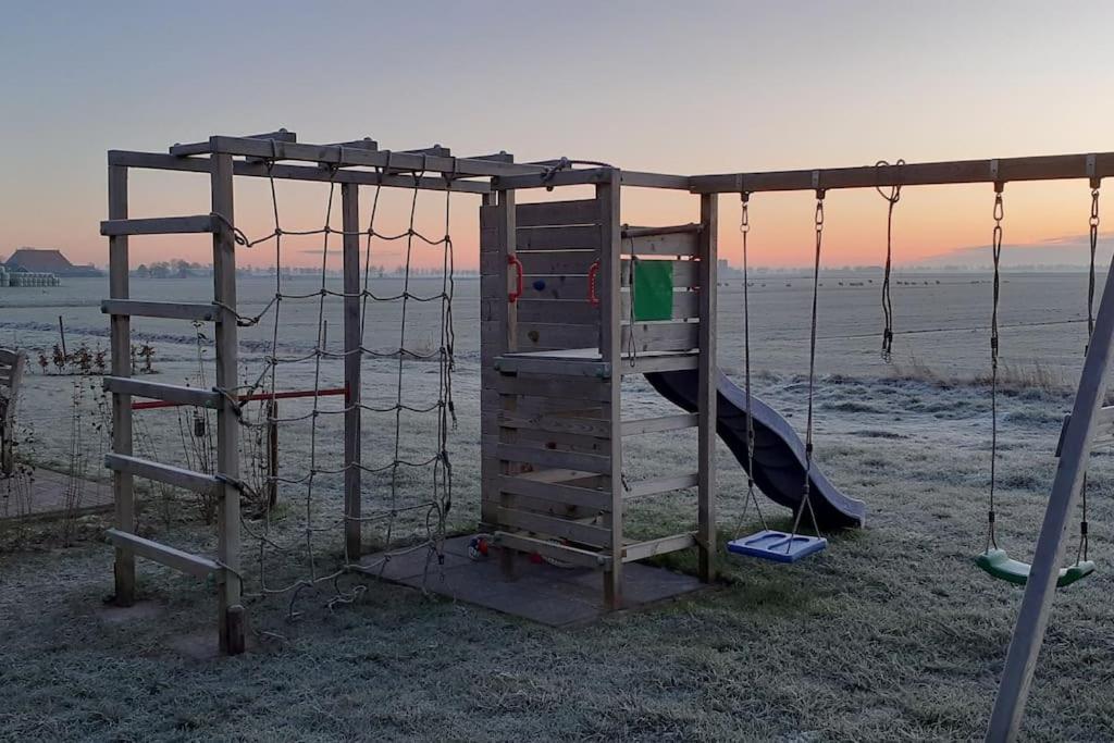 Holiday Home near IJsselmeer Lake