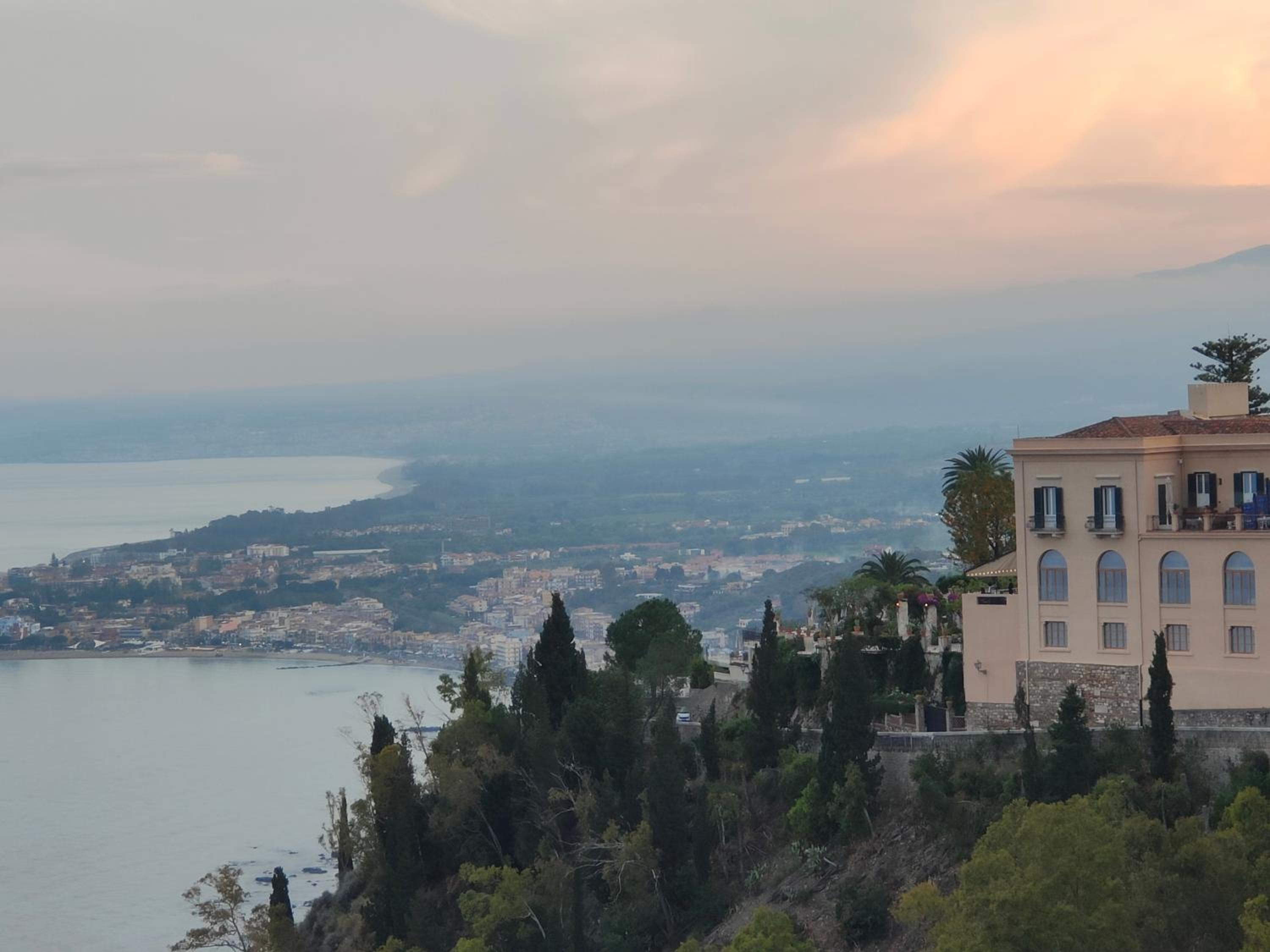 Luxury Berto Home photo 4