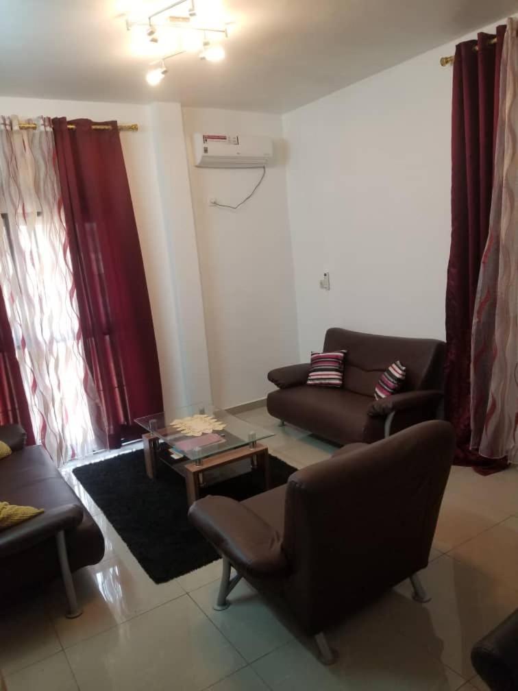 Appartement Meublé Makepé BM (Rhône poulenc)