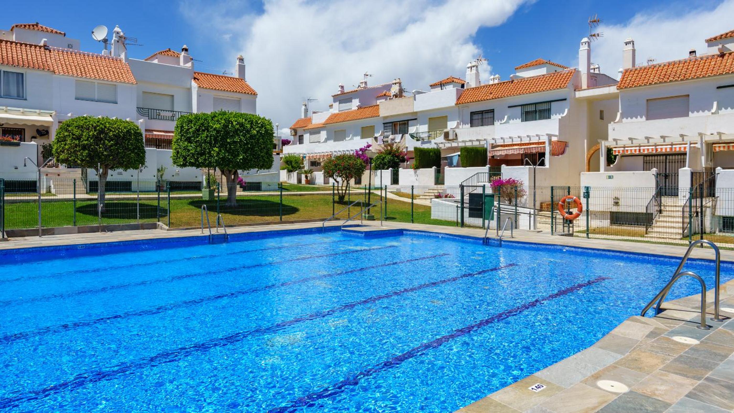 Cozy terrace with pool by Costarentals - Ref 206 view 3