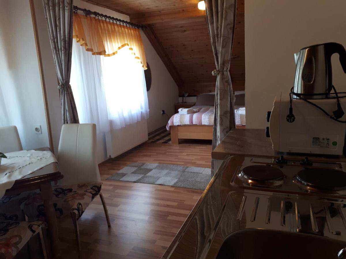Guest House Family Varda Plitvice Lakes photo 5