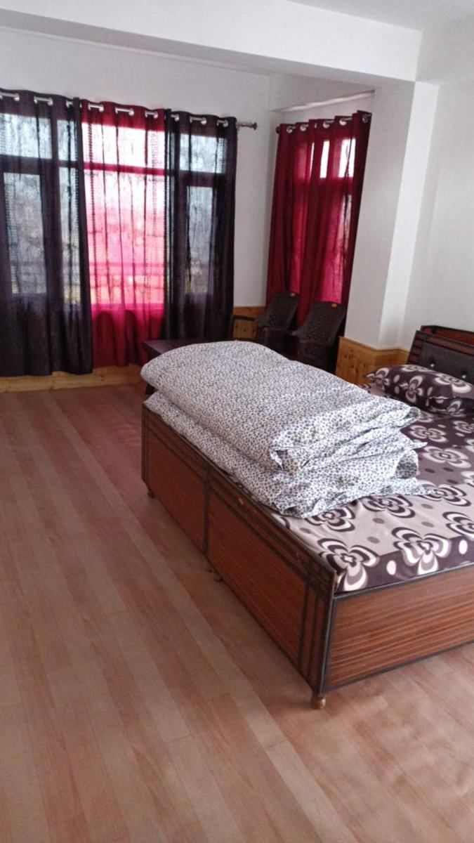 Shanti Jungle cottage view 3