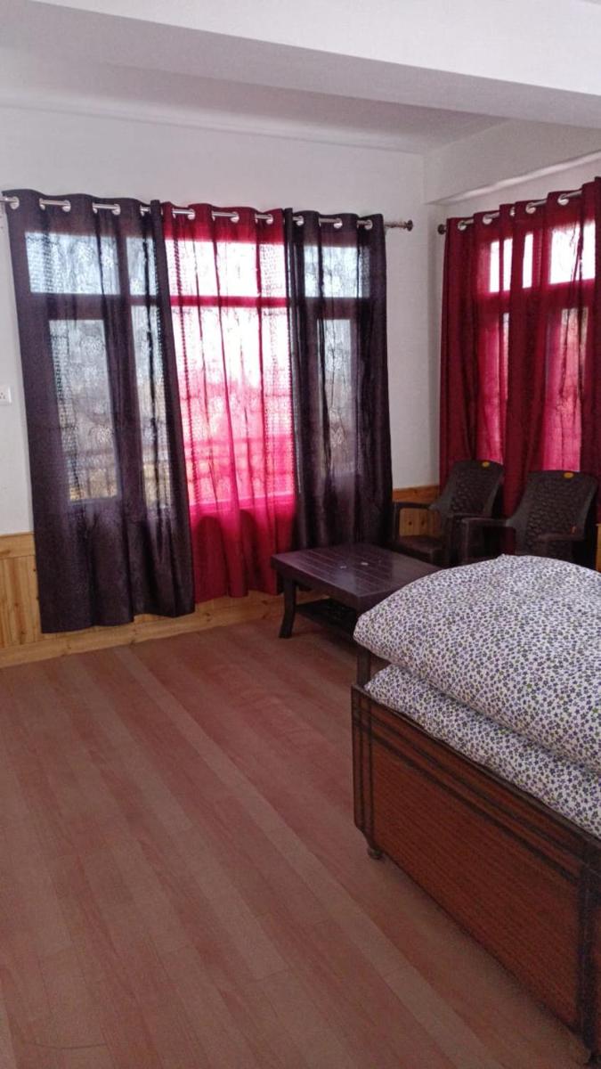 Shanti Jungle cottage view 5