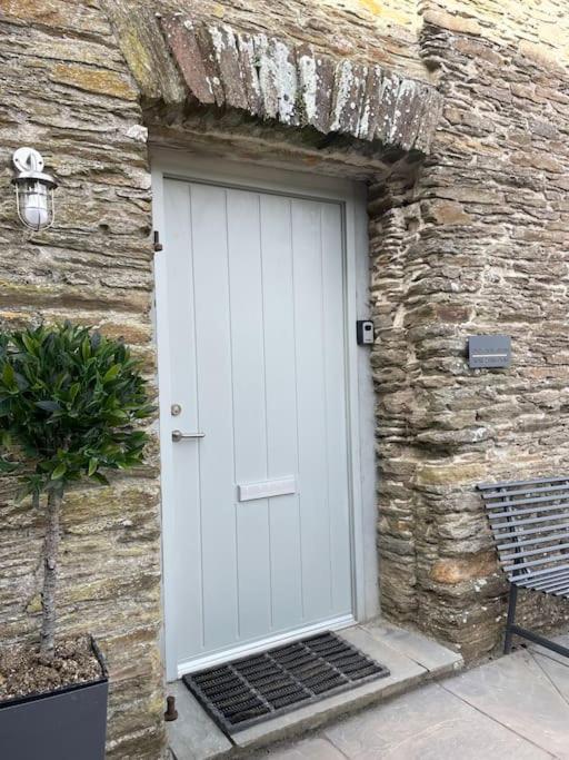 Stone Barn Close To Thurlestone and Salcombe view 2