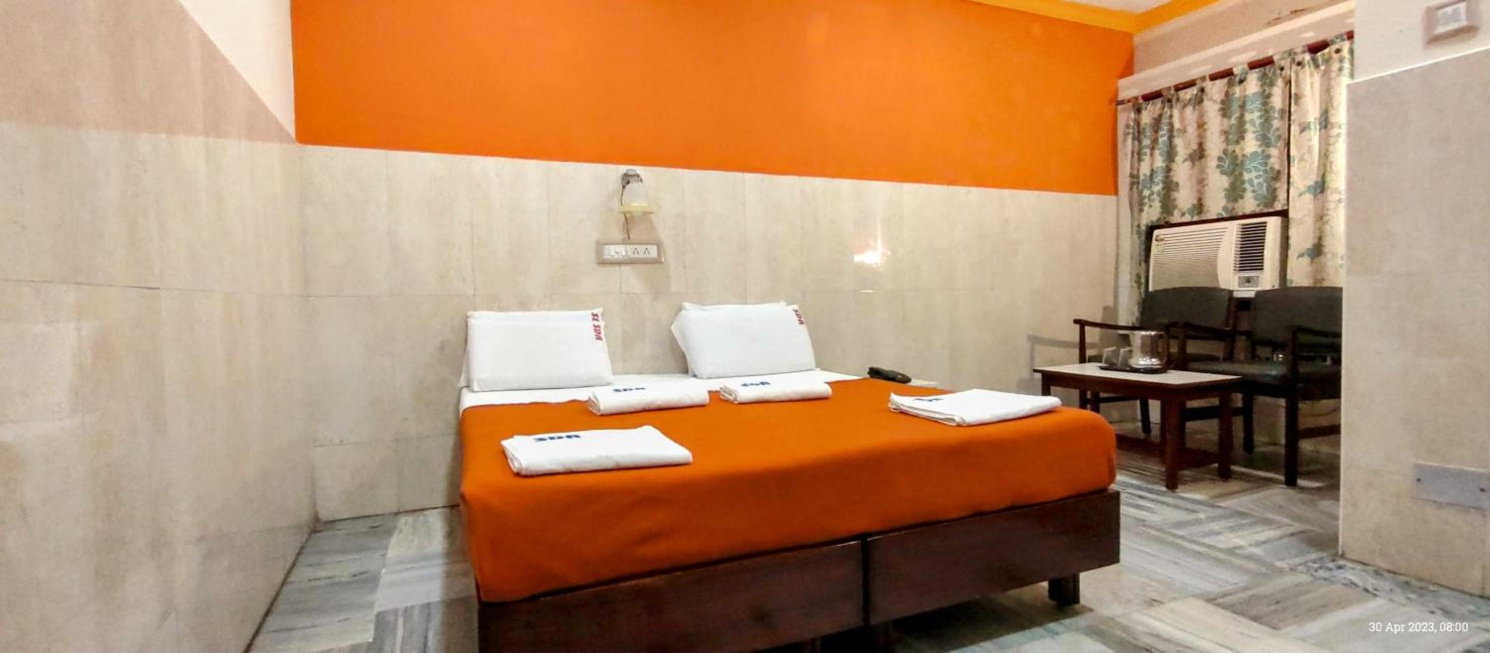 Sarovara Deluxe Rooms