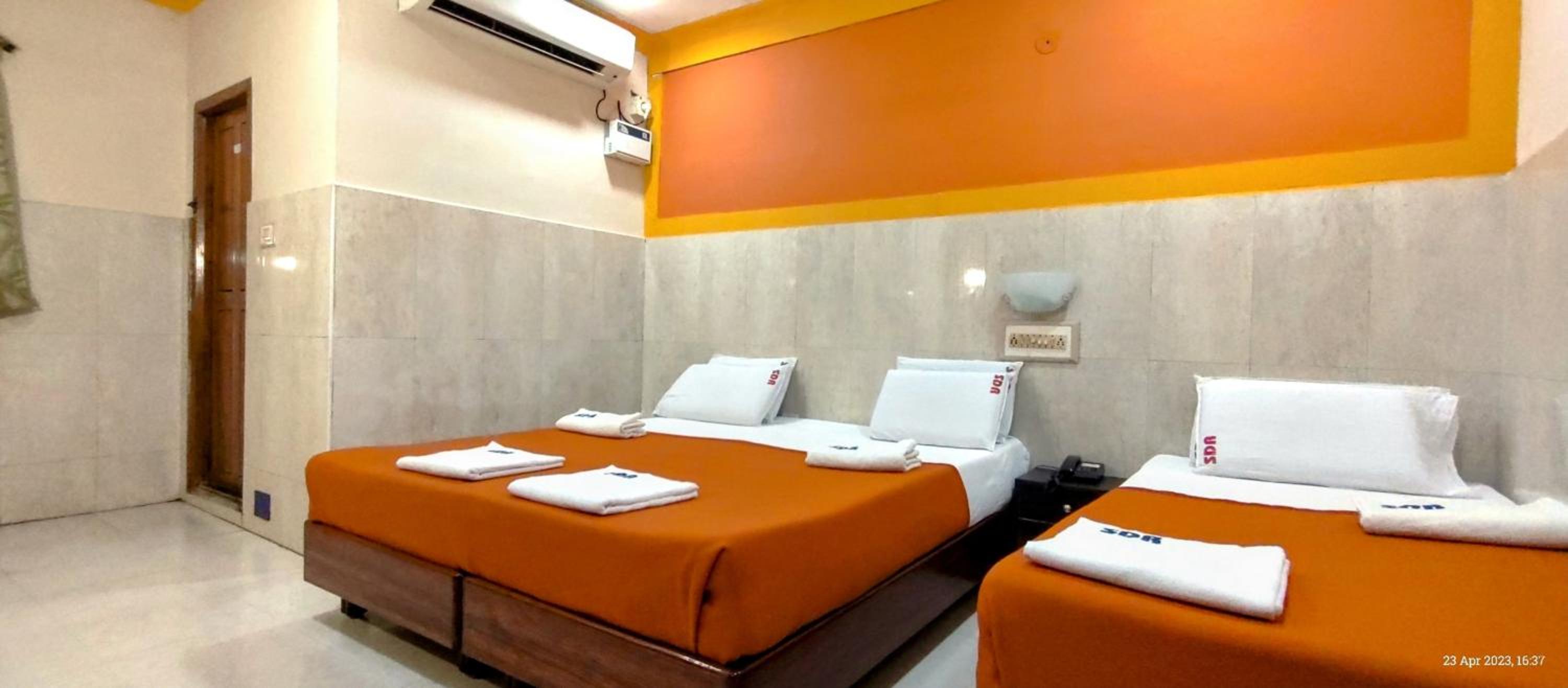 Sarovara Deluxe Rooms