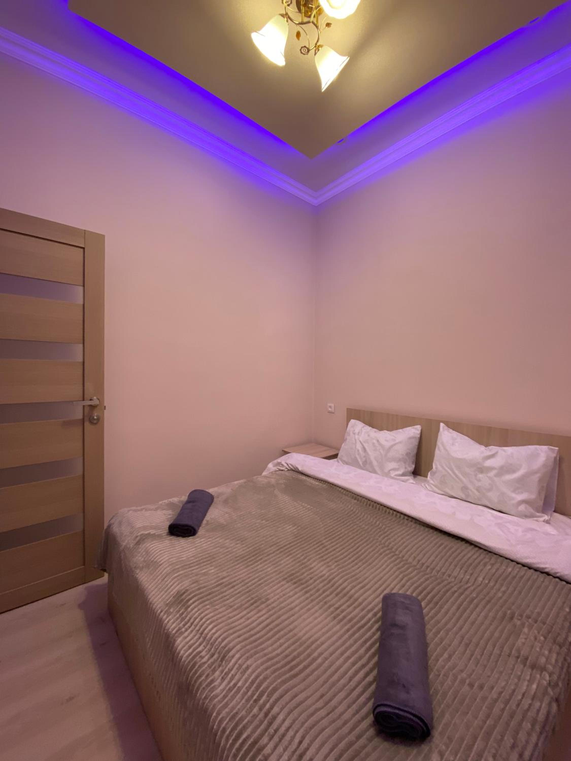 KosMos Guest House