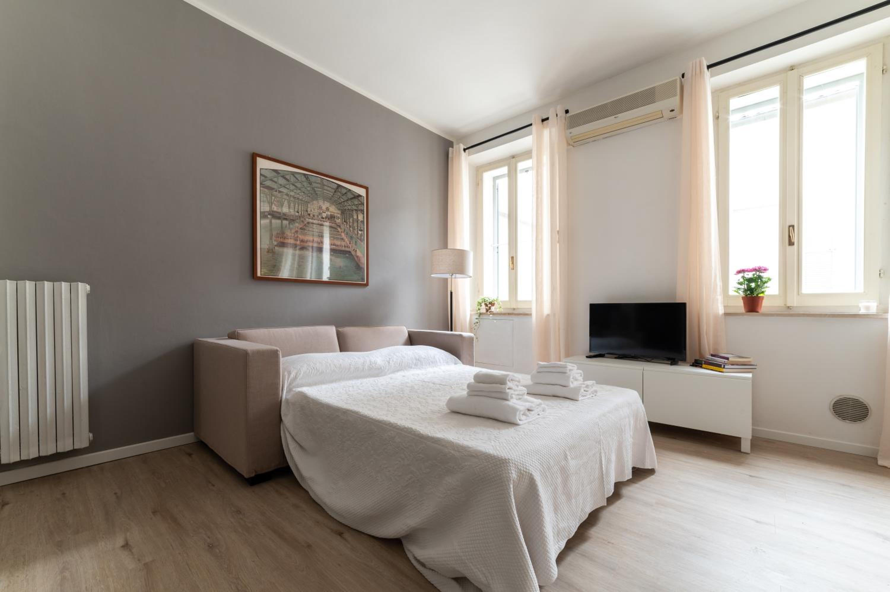 Parma Vacations - Historical Centre Olive Apartment - Property Image 7