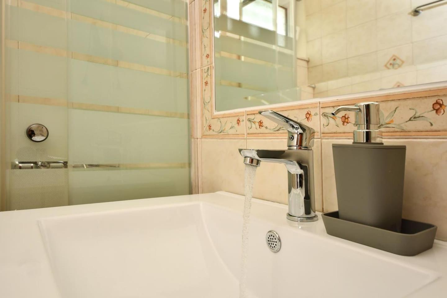 DiMaGeo Life studio apartment photo 2