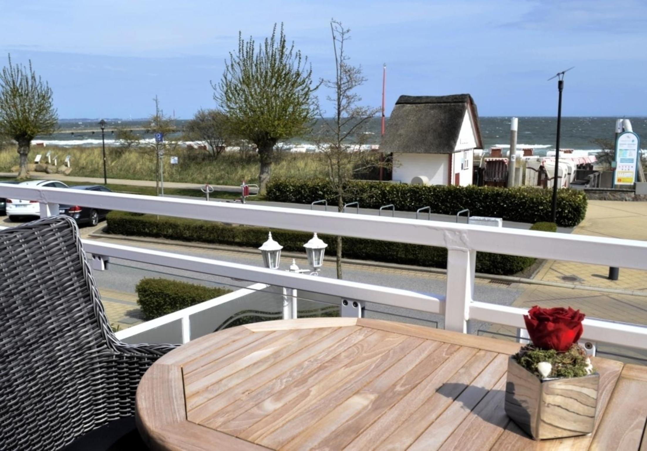 Maris Ferienwohnung Nr 48 OG mit Balkon und Meerblick view 2
