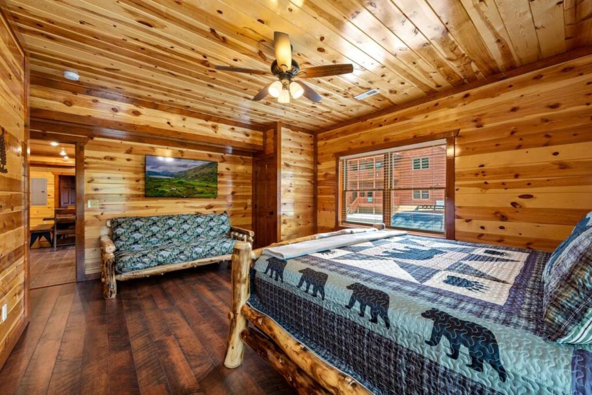 Cha Chas Castle Spectacular Cozy Castle view 5