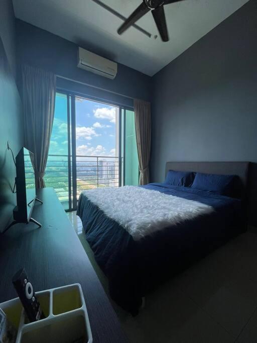Modern Dpulze Soho fit 4pax,Netflix provided photo 5
