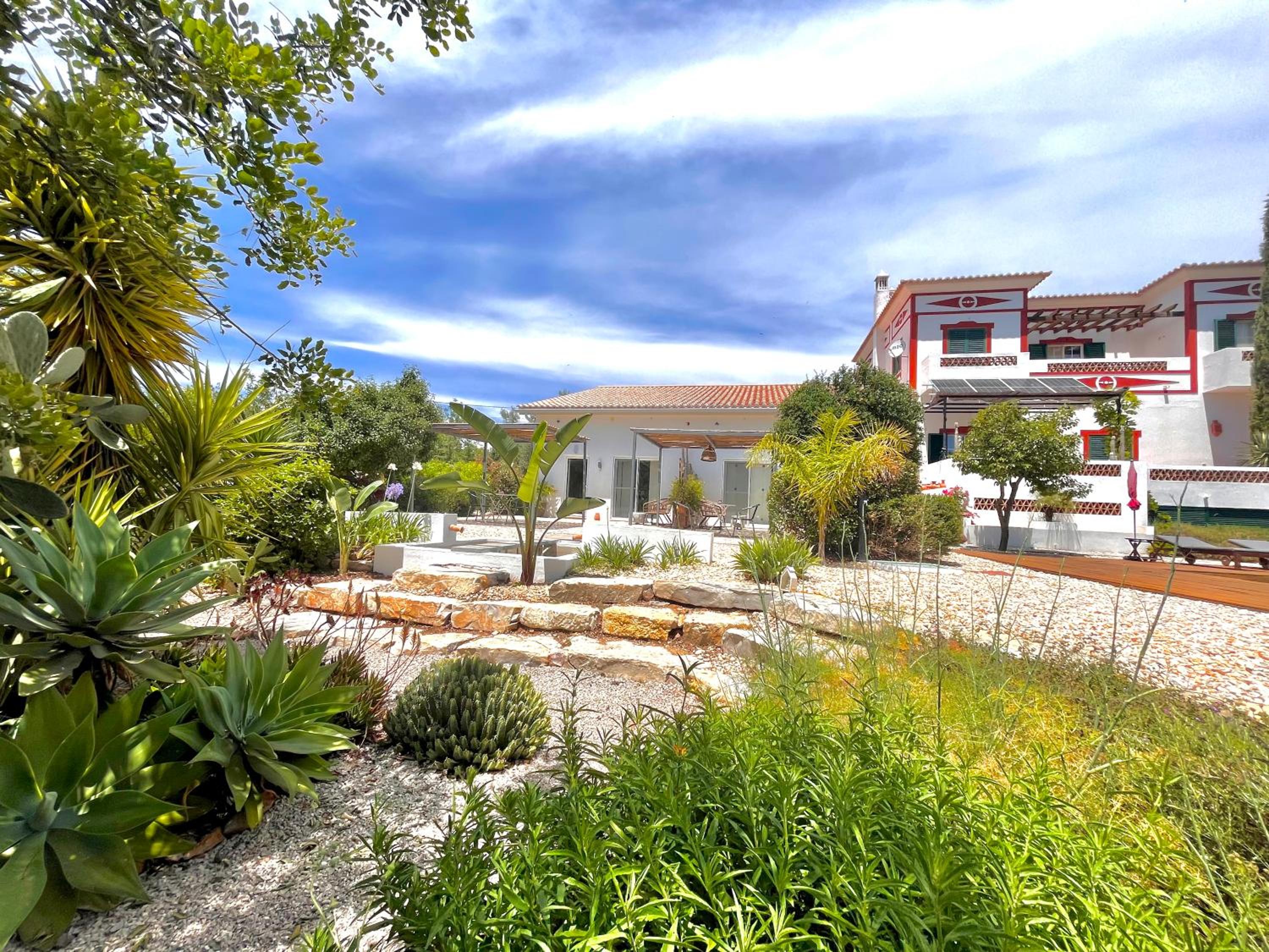 Hotel Quinta das Carpas - Image 1