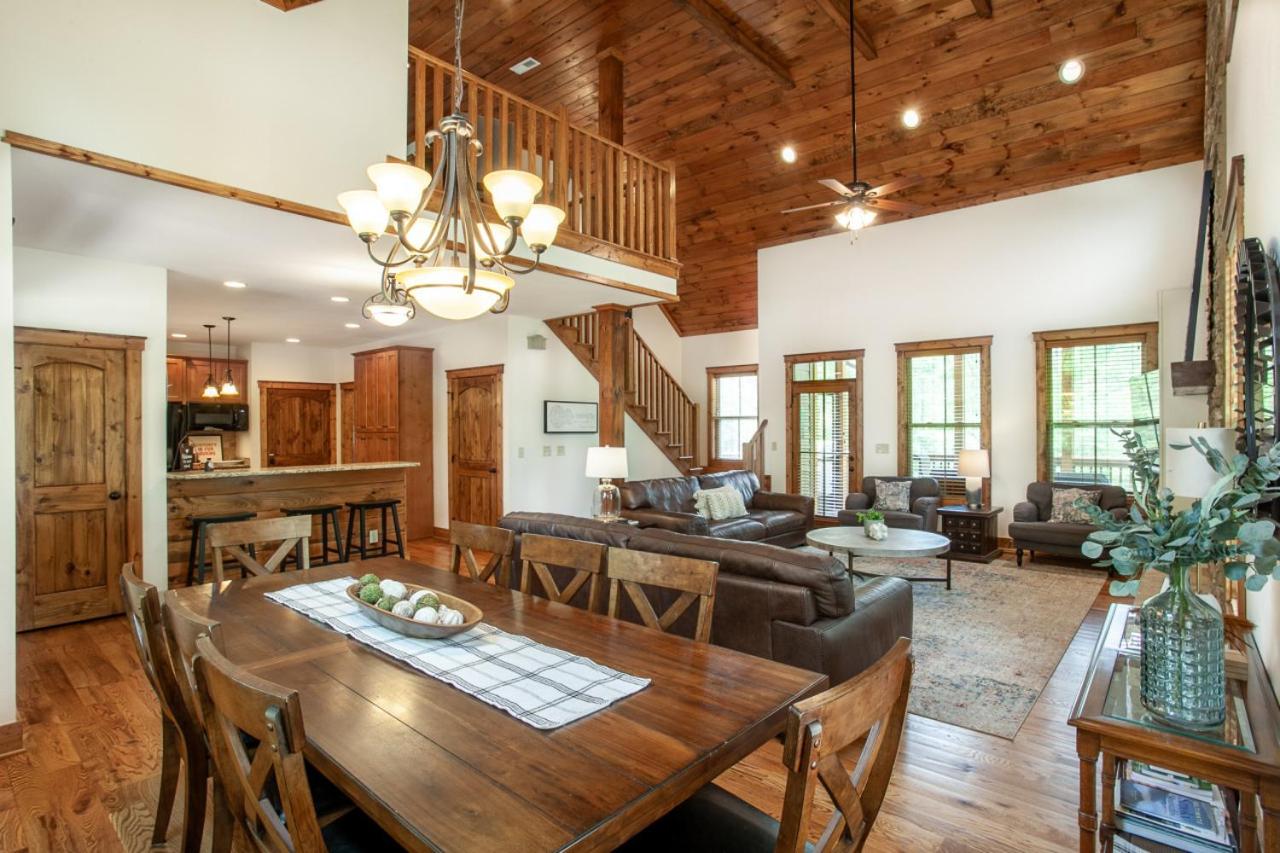 The Peaceful Perch Fireplace Community Amenities