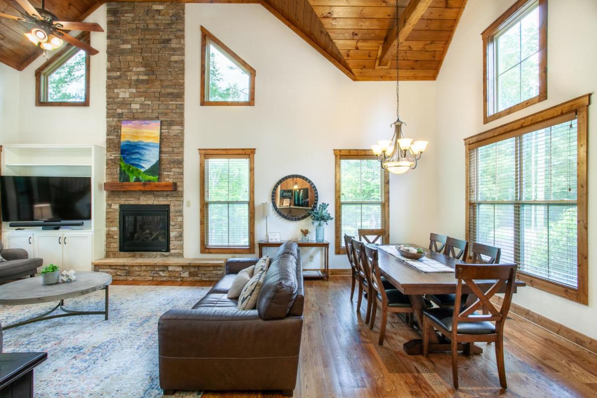 The Peaceful Perch Fireplace Community Amenities